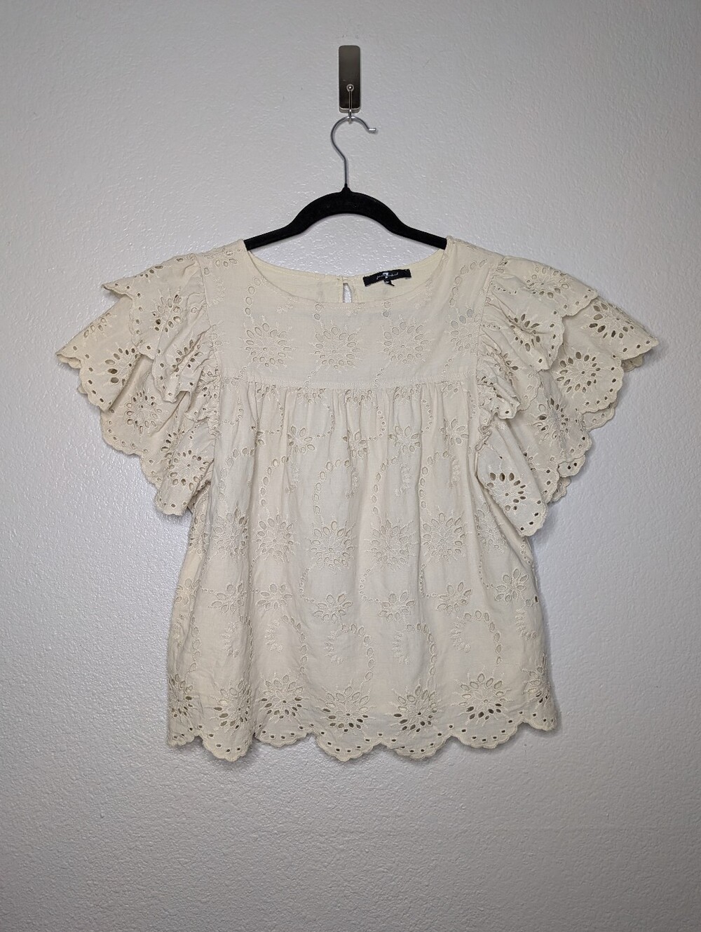 7 For All Mankind Cream Eyelet Coquette Feminine Flutter Sleeve Cropped Top XS